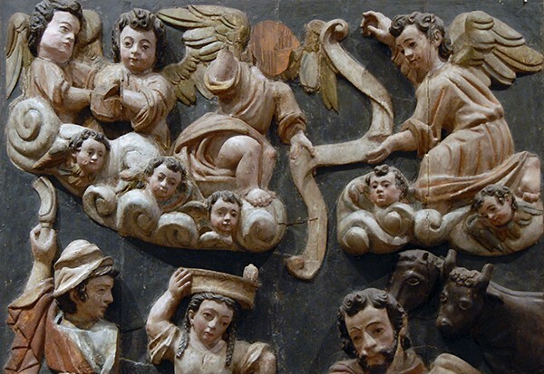 Nativity, closeup: musical angels - Museo Regional