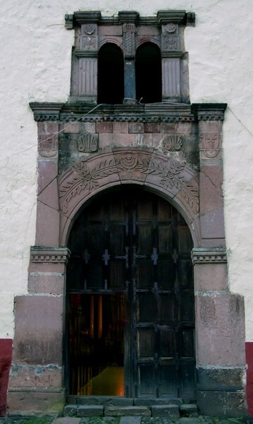 San Felipe Apóstol, façade portal - San Felipe de los Herreros, Michoacán
