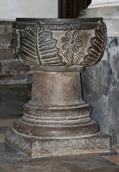 San Bernardino de Sena, baptismal font - Xochimilco