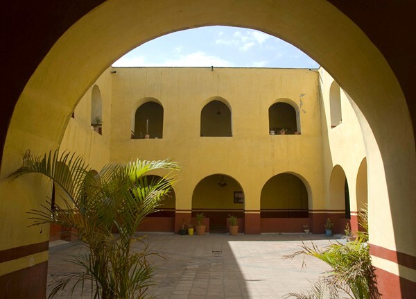 Santa Catarina de Alejandría, cloister - Santa Catarina Ayotzingo, México