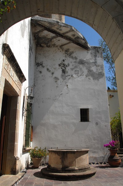 Hacienda Labor de Rivera, grounds, well - Guachicmontón, Jalisco