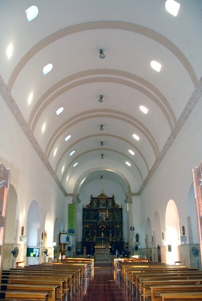 Los Tres Reyes, nave, barrel vault - Tizimín, Yucatán