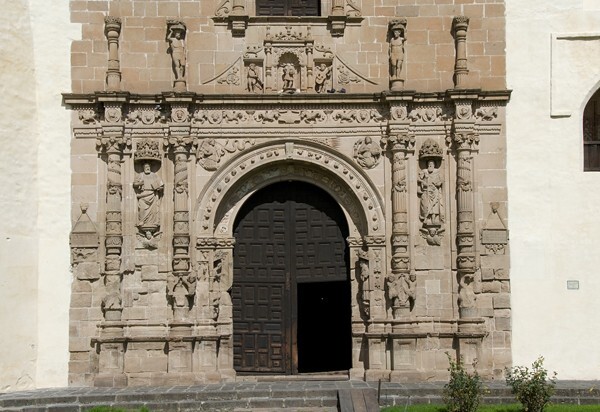Façade portal - San Agustín, façade