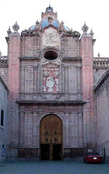 La Transfiguración de Cristo, W portal - La Transfiguración de Cristo