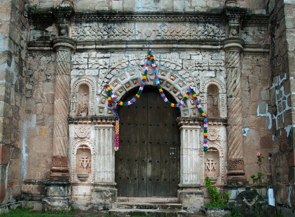 Façade portal - Nejapilla, Oaxaca