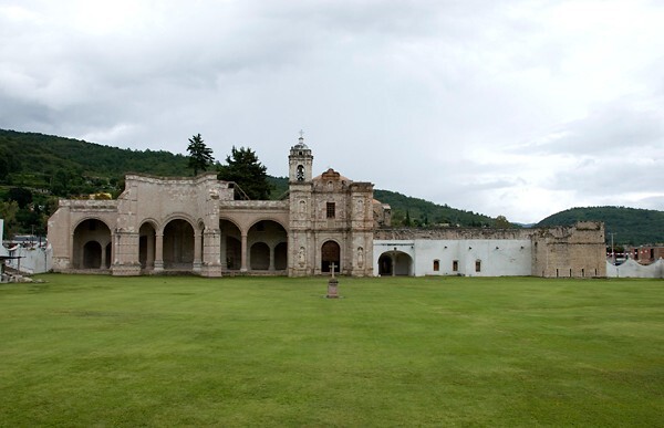 San Pedro y San Pablo & capilla abierta - Teposcolula, Oaxaca