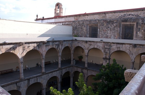 Cloister - San Agustín