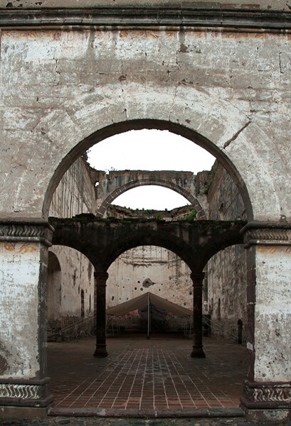 La Concepción Purísima, main portal & nave - Santa María Atlihuetzía (ruins), Tlaxcala
