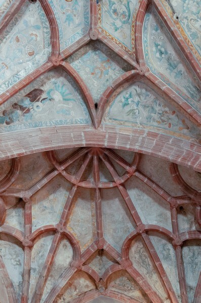 DSC_0310 - Chancel (Presbytery) murals