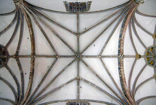 San Juan Bautista, nave, rib vault - San Juan Bautista, church