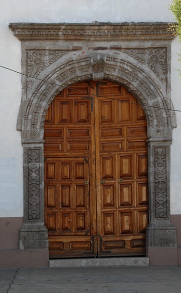 La Guadalupe, façade portal - Ciudad Hidalgo, Michoacán