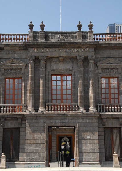 Façade entrance - Palacio Buenavista (Museo de San Carlos)