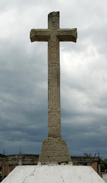 San Pedro Apóstol, atrial cross, back - San Pedro Jácuaro, Michoacán