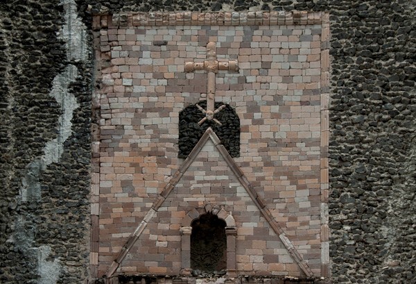 S portal, pediment & Calvary Cross - San Francisco