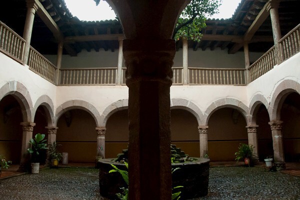 Santa María de Jesús, cloister - Santa María de Jesús