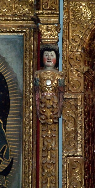 San Nicolás de Bari, high altar, caryatid - Oxtotipac, México
