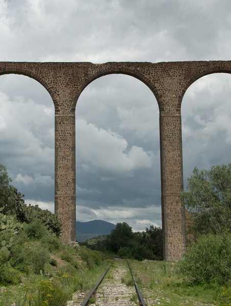 Arches - Acueducto de Padre Tembleque (Father Tembleque's aqueduct)