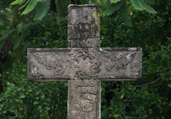 Atrial cross, front crossing - Santa María & atrial cross