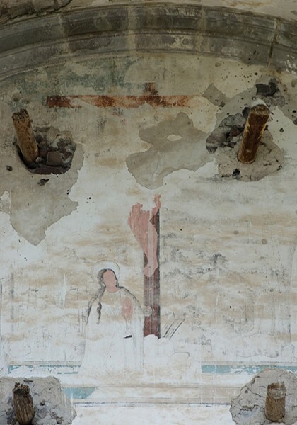 Basilica sanctuary mural, Crucifixion - Santiago Apóstol (ruins)