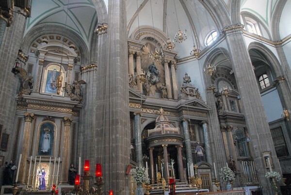 La Profesa, high & lateral altars - La Profesa