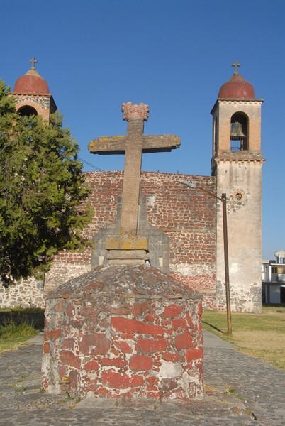 San Pablo, atrial cross (back) & stump - San Pablo Huantepec, México