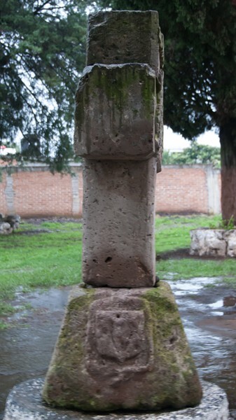 15_San Nicolás, Michoacán, San Nicolás Obispo, atrial cross, side v - San Nicolás Obispo, Michoacán