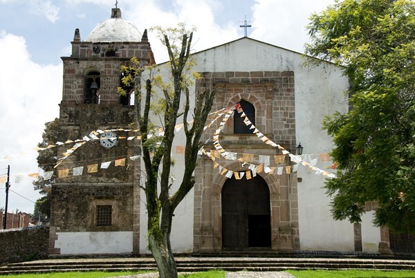 Façade & bell-tower - San Pedro