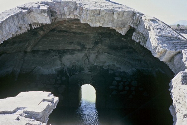 Santo Domingo, nave & barrel vault - Jalapa del Marquéz, Oaxaca
