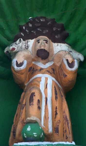 Ecce Homo, façade niche sculpture, Christ as Good Shepherd - Ecce Homo