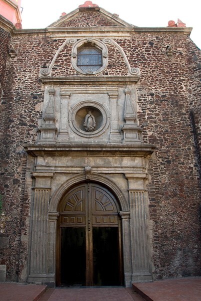 México, D.F., Santa María la Redonda, façade - Santa María la Redonda