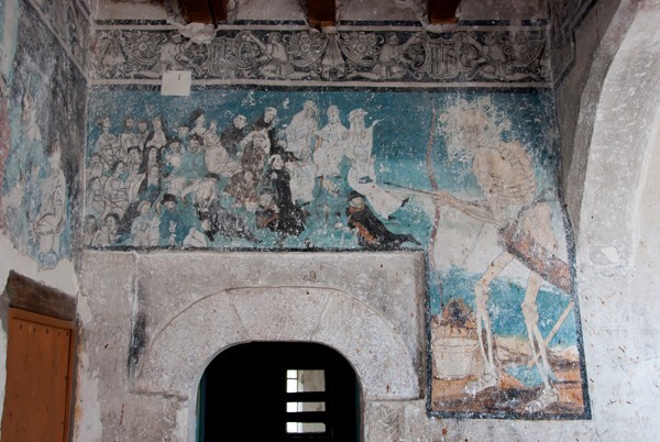 Los Santos Reyes, upper story testera mural - Los Santos Reyes, cloister & murals