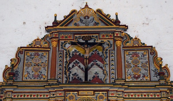 San Luis Obispo, high altar, top tier Crucifixion - Calkiní, Campeche