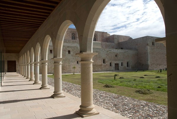 Novitiate portico & convento - Santo Domingo (exterior)