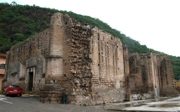 San José, apse walls & crossing - Bolaños, Jalisco
