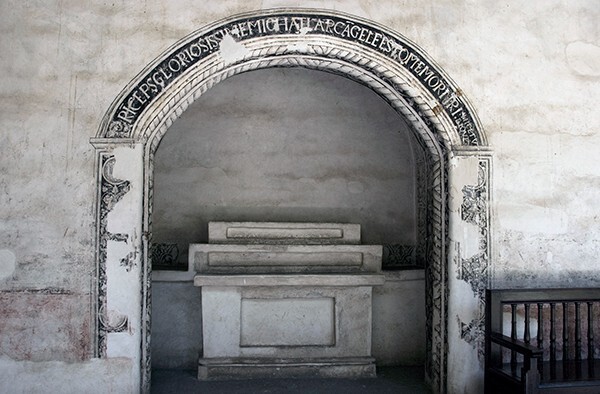 Cloister chapel - San Miguel Arcángel, cloister & murals