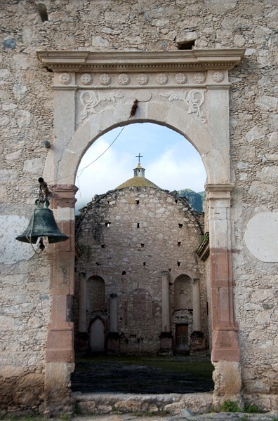 La Purísima Concepción, façade portal - Bucareli, Querétaro