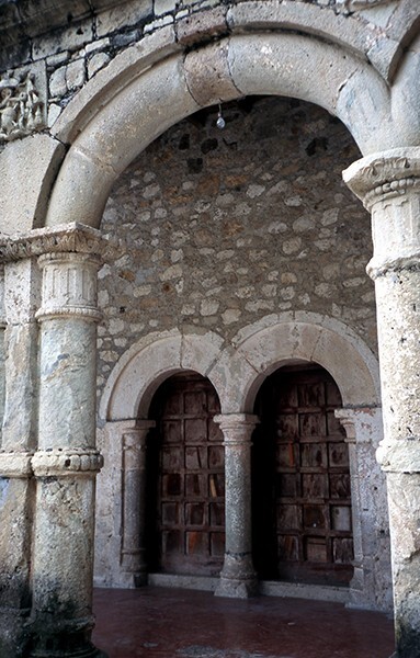 Cloister arches - Molango, Hidalgo
