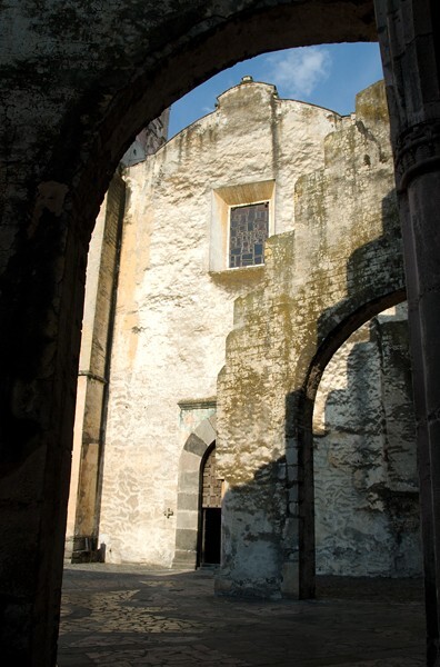 Façade & capilla abierta buttress - La Asunción de Nuestra Señora (Catedral), façade, porciúncula door, capilla abierta, cloister