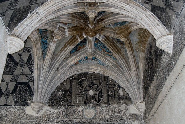 Testera, lunette mural & ribbed vault - Lower cloister walk