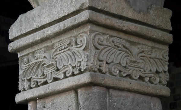 Façade, lower story, arch impost relief - Palacio Municipal (ex-Casa Consistorial)