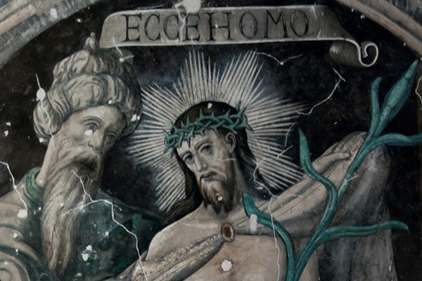 Lower cloister walk SE testera mural, Ecce Homo, detail - San Andrés, cloister with murals