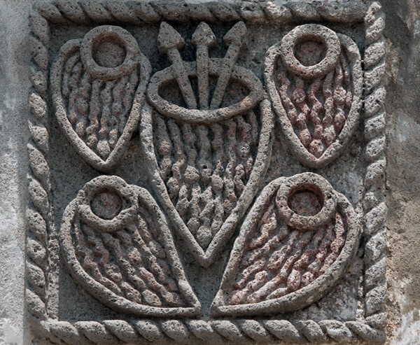 Stump relief, Franciscan wounds - San Juan Bautista, atrial cross