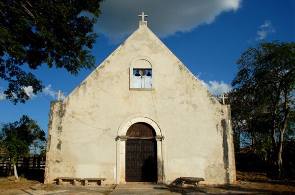 San Bartolomé, façade - Tahcambo, Yucatán