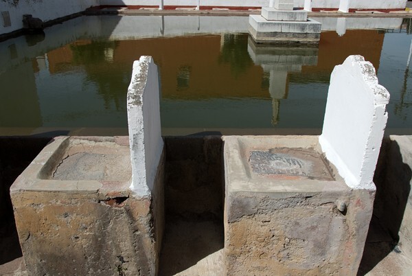 Cistern basins - Cistern (Caja de agua)