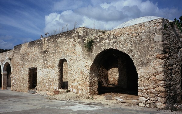 Rear arches - San Miguel Arcángel