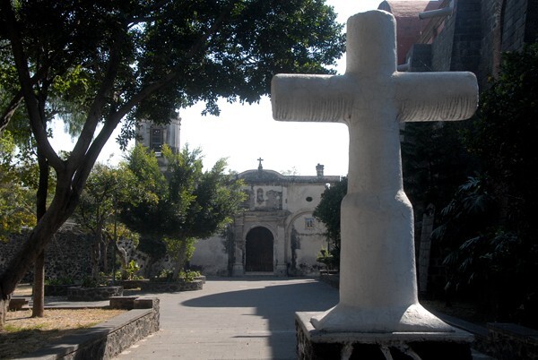 San Francisco & atrial cross - Coyoacán