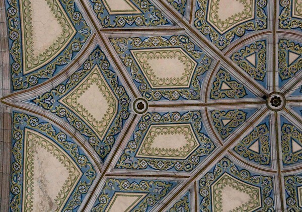 Crossing, ribbed vault - San Pablo, nave, sacristy & cloister