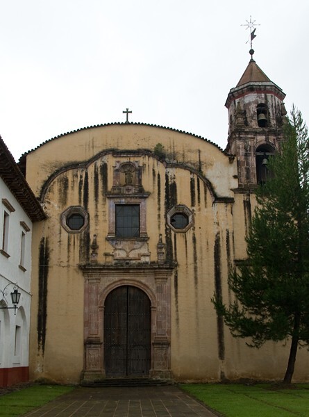 Façade & bell-tower - La Compañía