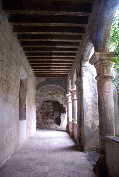 Cloister walk - Atotonilco el Grande, Hidalgo