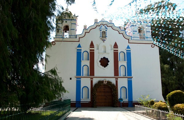 Santa María, façade & bell-towers - Santa María del Tule, Oaxaca